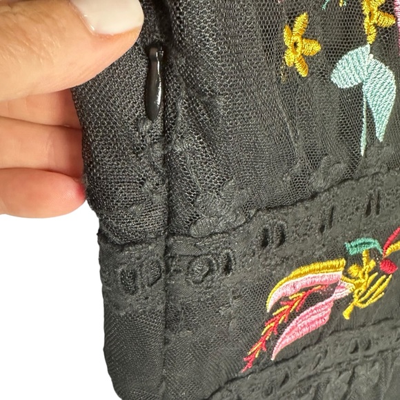 NWT Roolee Naomi Black Lace Floral Embroidered Dress xxs - Picture 8 of 16